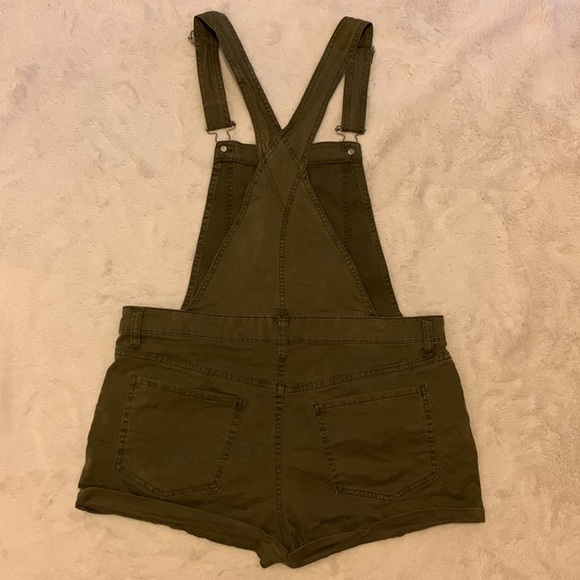 Garage Army Green Overalls Size M - Picture 2 of 4